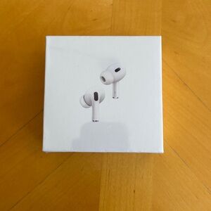Apple White Earbud Headphones